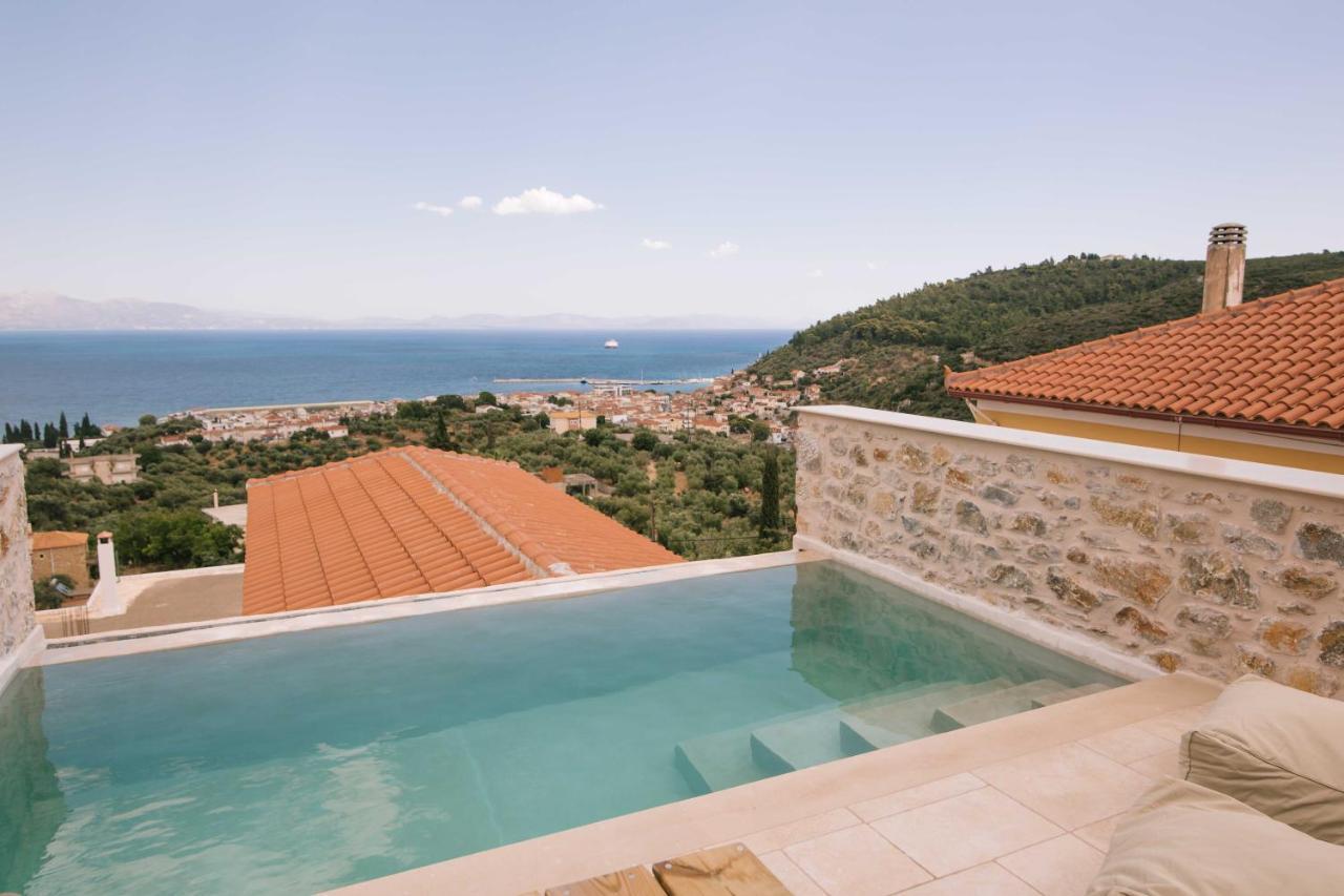 Mani Luxury Suites And Studios In Gytheio With Private Pools Ngoại thất bức ảnh