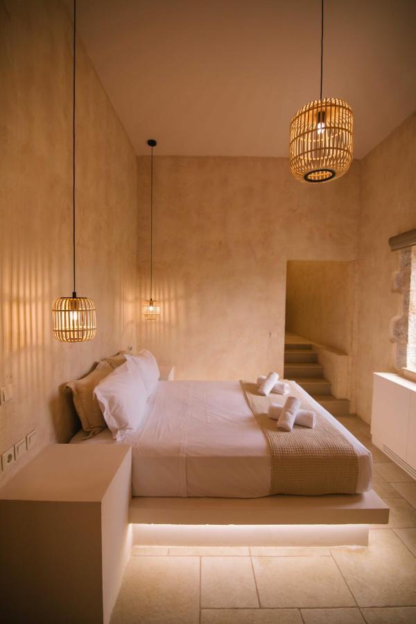 Mani Luxury Suites And Studios In Gytheio With Private Pools Ngoại thất bức ảnh